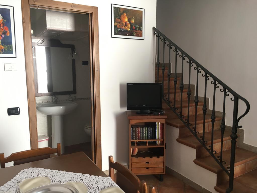 Appartamenti E Camere Il Poggio Di D'Angeli Lidia Auditore Buitenkant foto