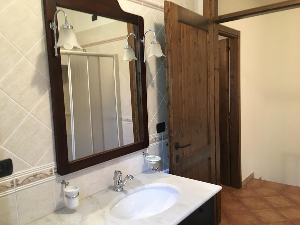 Appartamenti E Camere Il Poggio Di D'Angeli Lidia Auditore Buitenkant foto