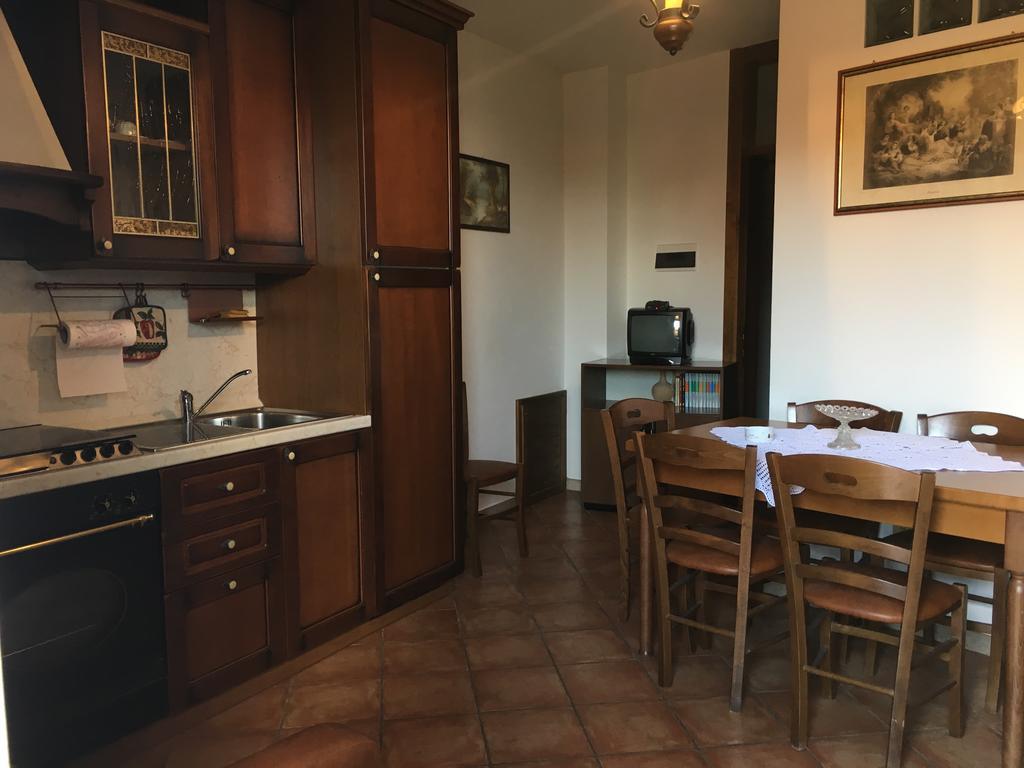 Appartamenti E Camere Il Poggio Di D'Angeli Lidia Auditore Buitenkant foto