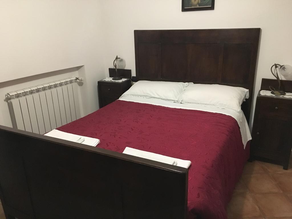 Appartamenti E Camere Il Poggio Di D'Angeli Lidia Auditore Buitenkant foto