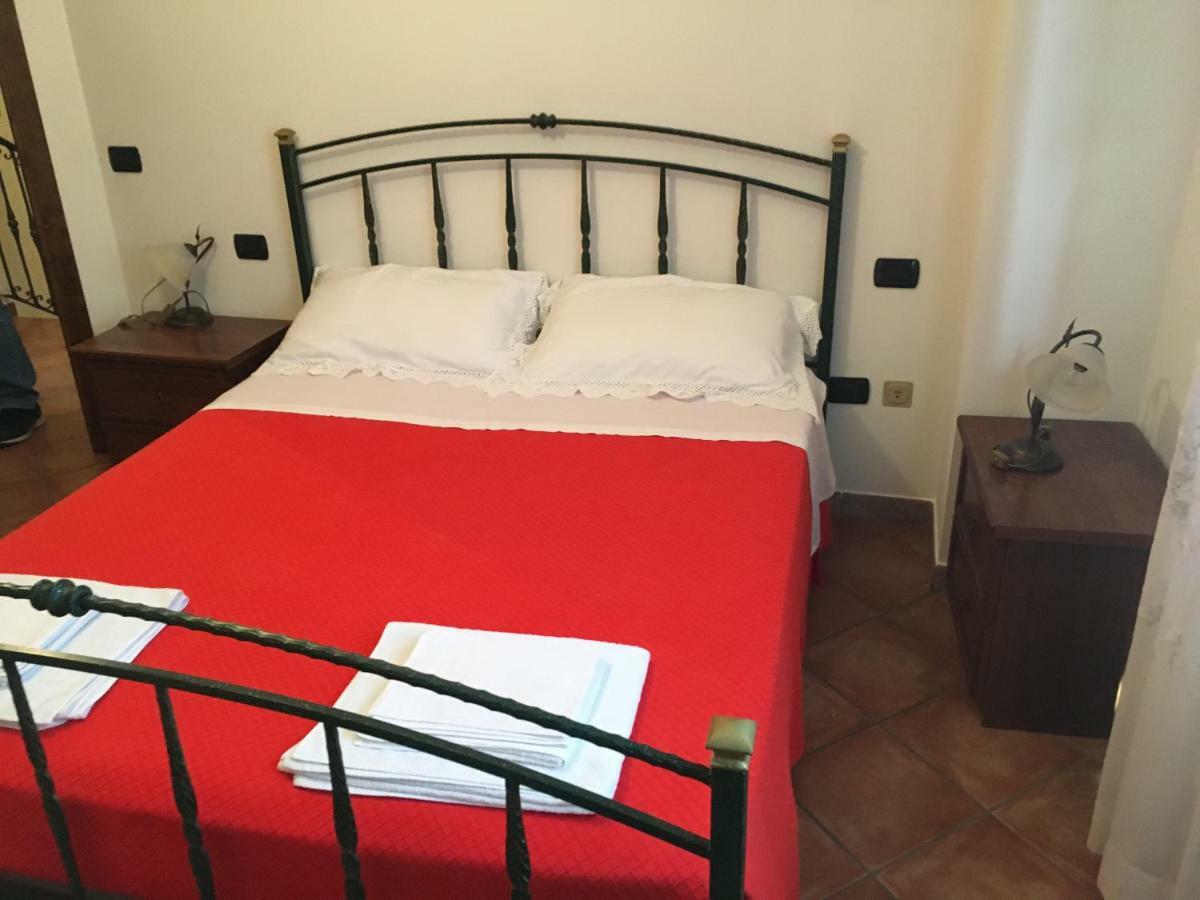 Appartamenti E Camere Il Poggio Di D'Angeli Lidia Auditore Buitenkant foto