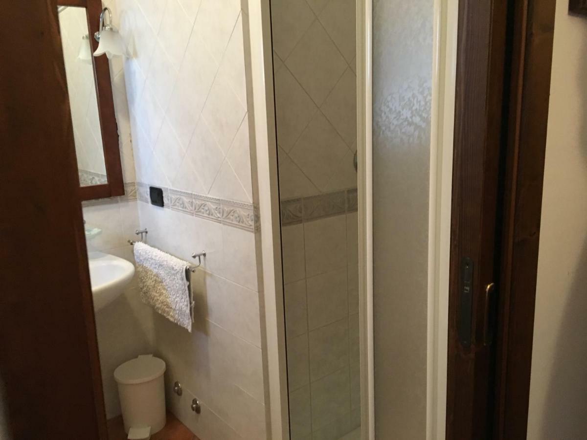 Appartamenti E Camere Il Poggio Di D'Angeli Lidia Auditore Buitenkant foto